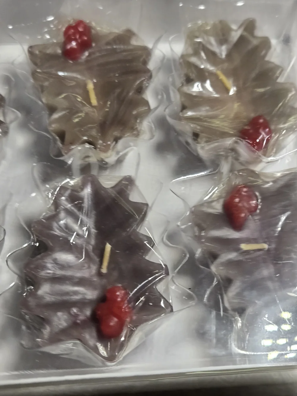 Vintage Hallmark Candles *NEW In Box* Christmas Holly Berry Leaf Shape Green Red
